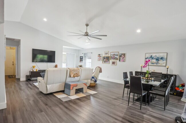 Building Photo - 10216 Boynton Pl Cir