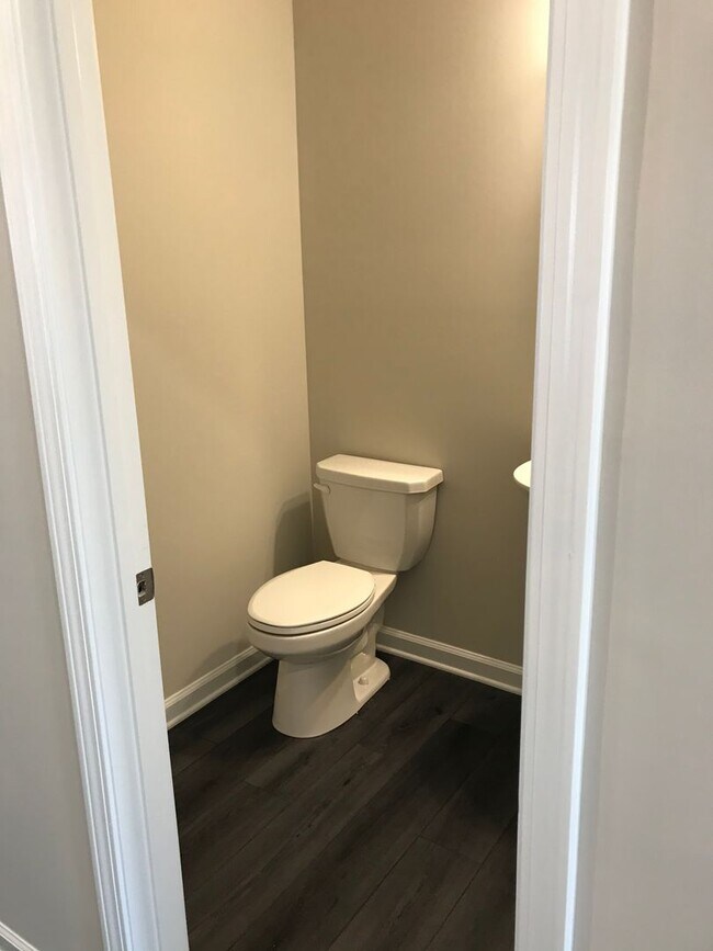 Building Photo - Spacious 3BR Townhome in Cumming | 2,178 Sq Ft | Available September 1