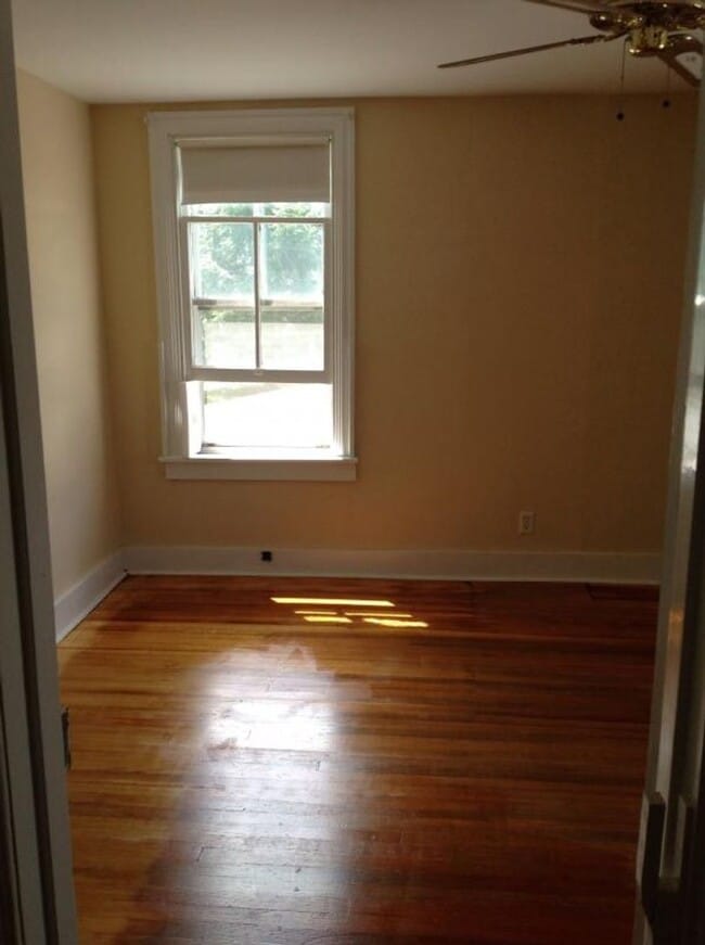 Building Photo - 29 N 5th St