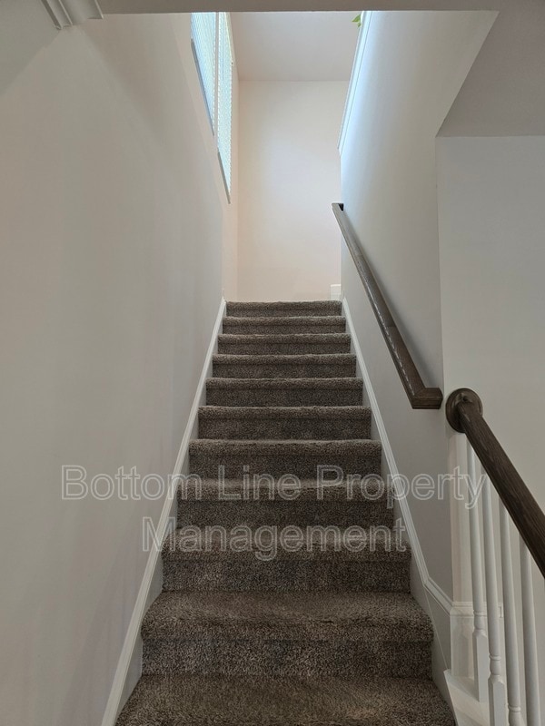 Building Photo - 1221 Colgher St
