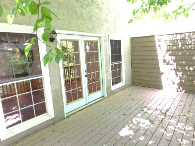 Building Photo - 8893 Carroll Manor Dr