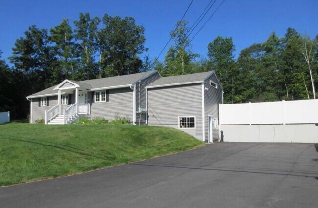 Primary Photo - 128 Calef Hwy