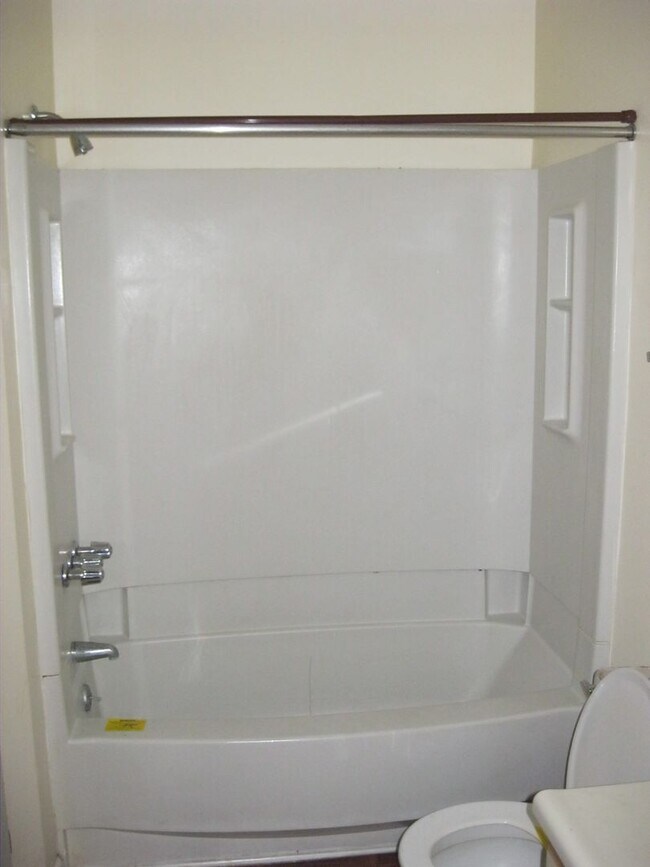 Building Photo - 105 S Quail Crossing