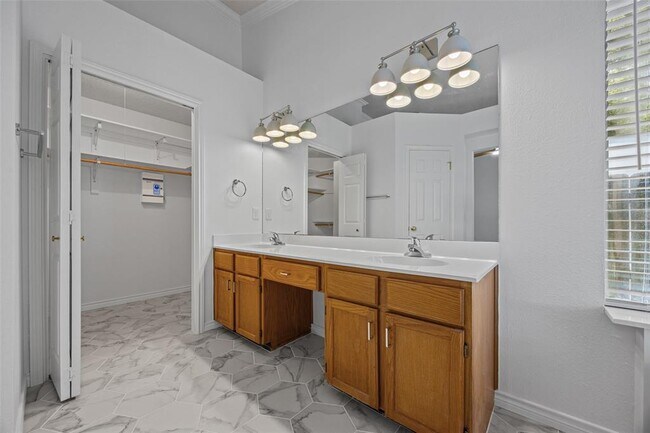 Building Photo - 8417 Cornerwood Dr