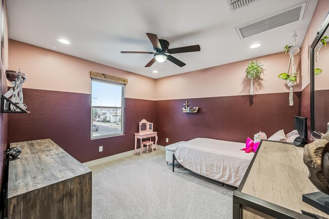 Building Photo - 14462 W Artemisa Ave