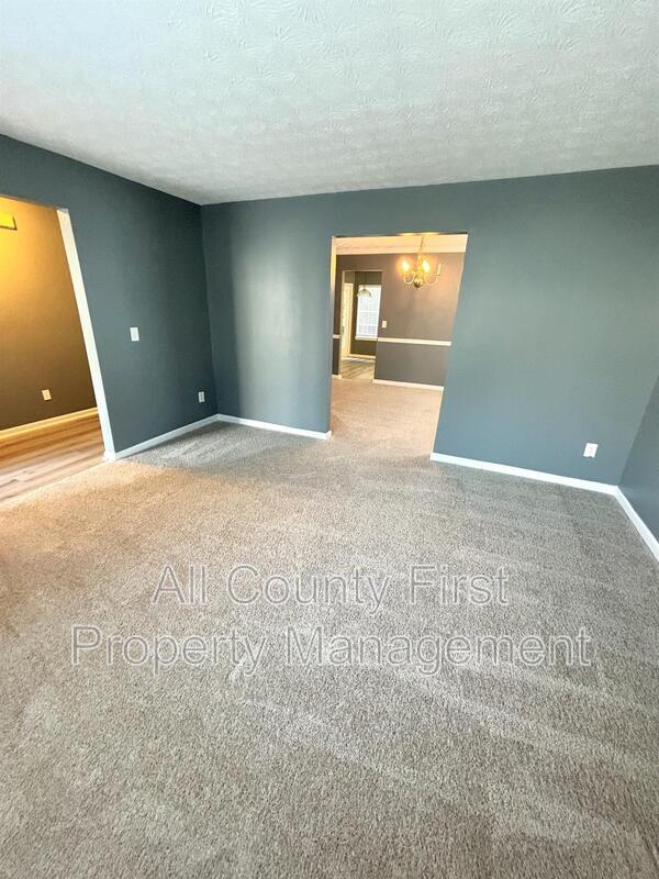 Building Photo - 4504 Carriage Park Dr