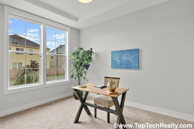 Building Photo - Beautiful *CORNER LOT* 5 BD* 3.5 BA* Singl...