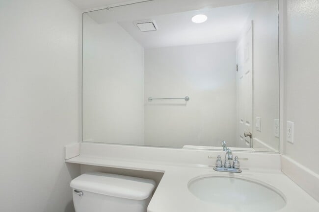 Building Photo - Portola Hills Bella Palermo - GORGEOUS 3 B...