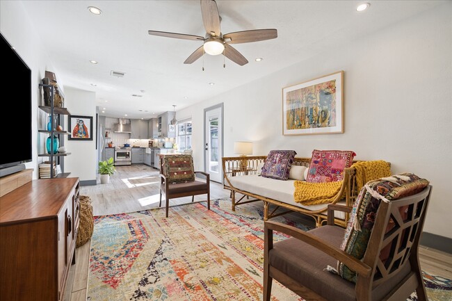 Building Photo - 11531 Gaymoor Dr