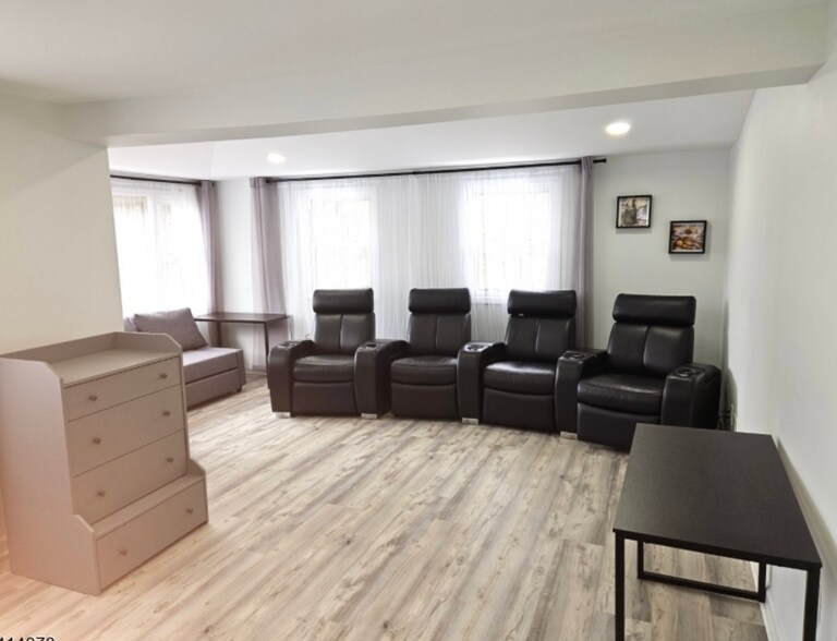 Building Photo - 183 Milltown Rd