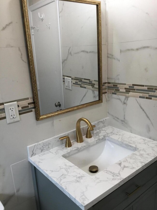 Building Photo - 2622 NW 54th St