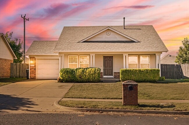 Building Photo - Beautiful 2 Bedroom - 2 Bathroom in Deer C...