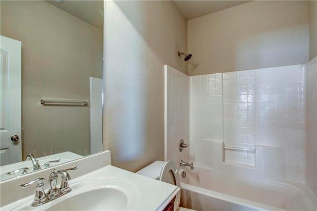 Building Photo - 425 Canvas Ct