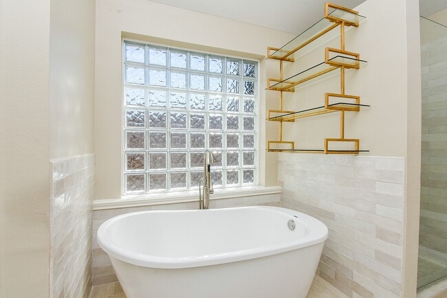 Building Photo - 4814 Canyon Sage Ln