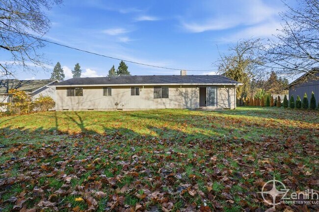 Building Photo - 11907 NE 4th St