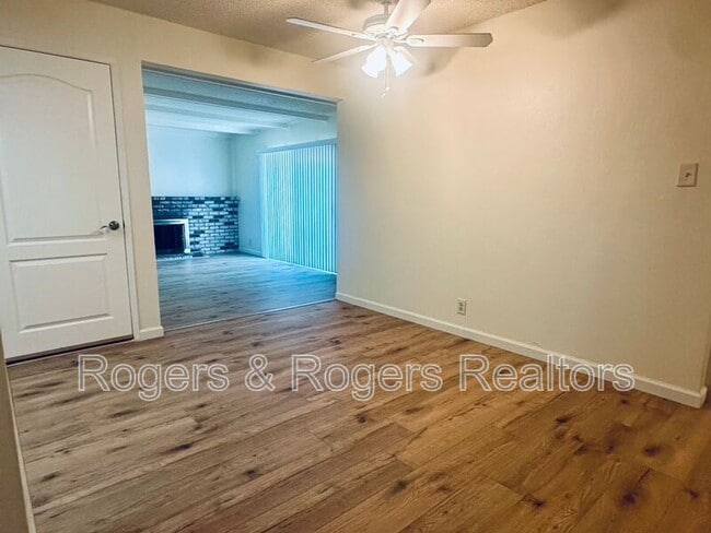 Building Photo - 2663 Westberry Dr