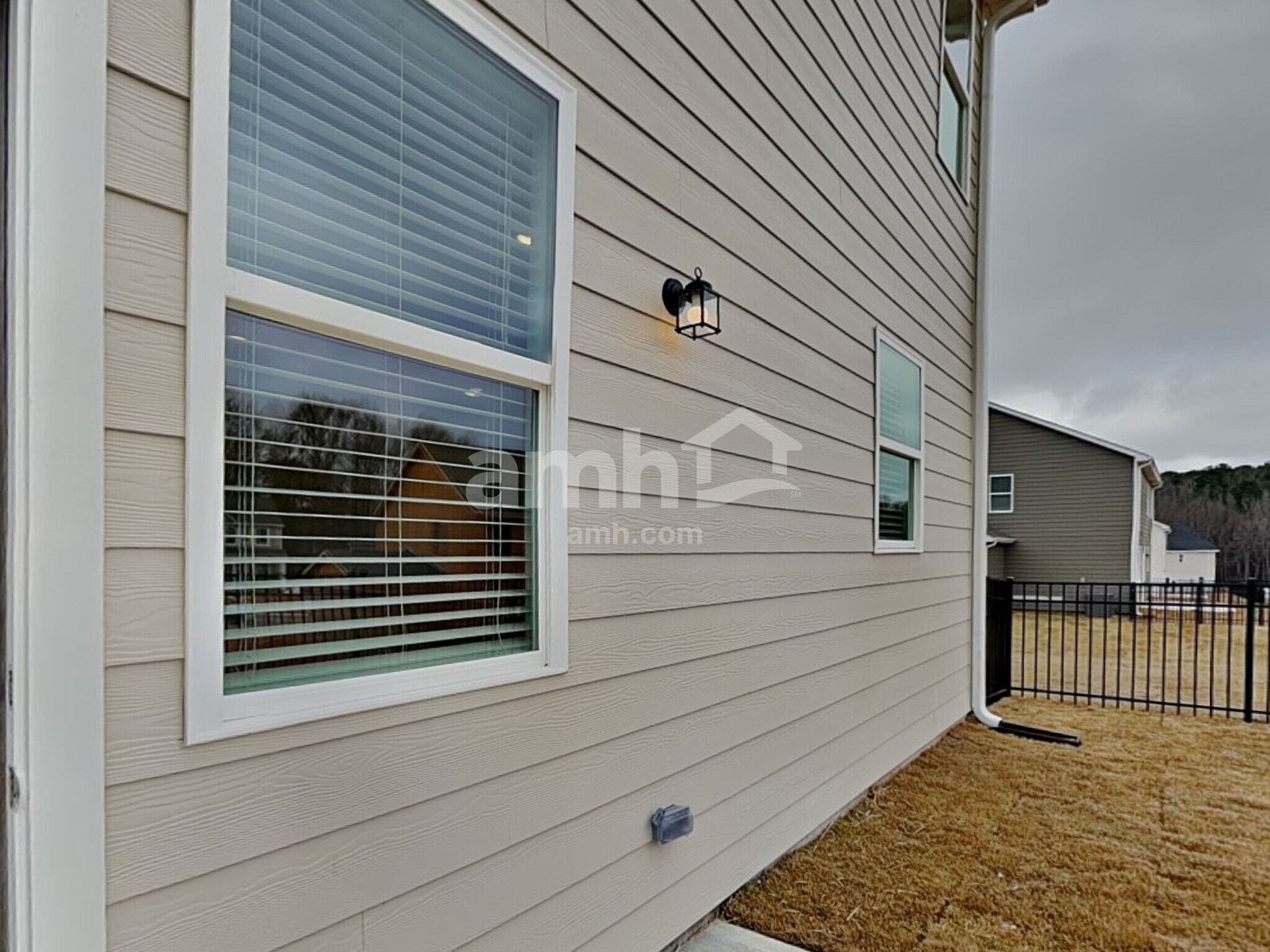 Building Photo - 395 Hickory Pointe Rd