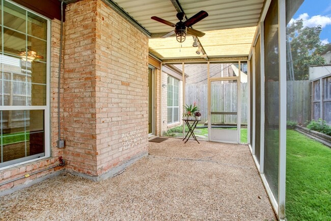 Building Photo - 1108 Nantucket Dr