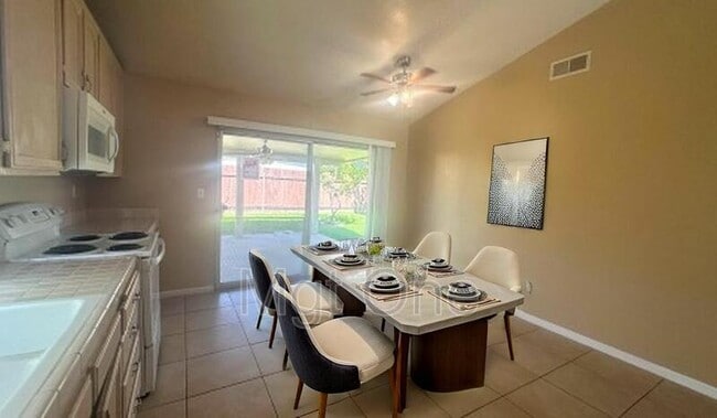 Building Photo - 4259 Redstar Ct