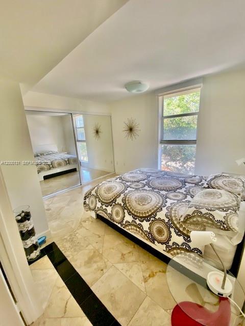 Building Photo - 16590 NE 26th Ave