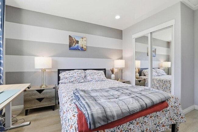 Building Photo - 1714 Woodridge Way