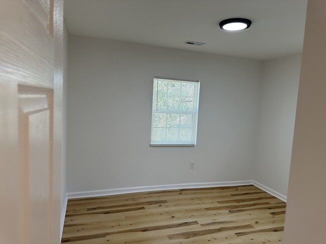 Building Photo - 516 Verbena St