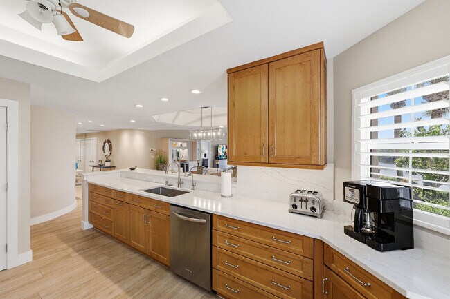 Building Photo - 26868 Wedgewood Dr