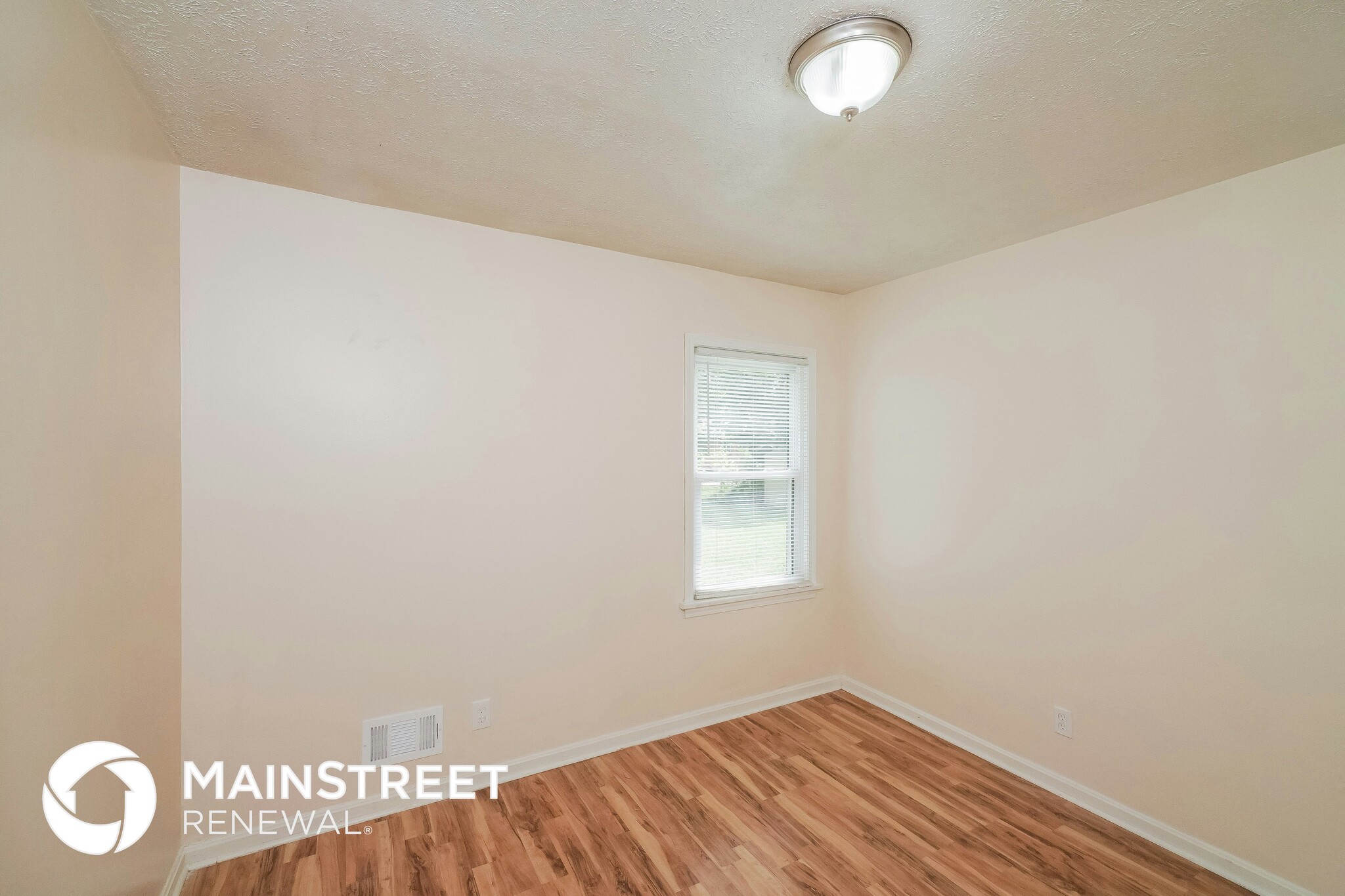 Building Photo - 2224 Peaslee Rd
