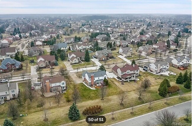 Building Photo - 47643 Ashford Dr S