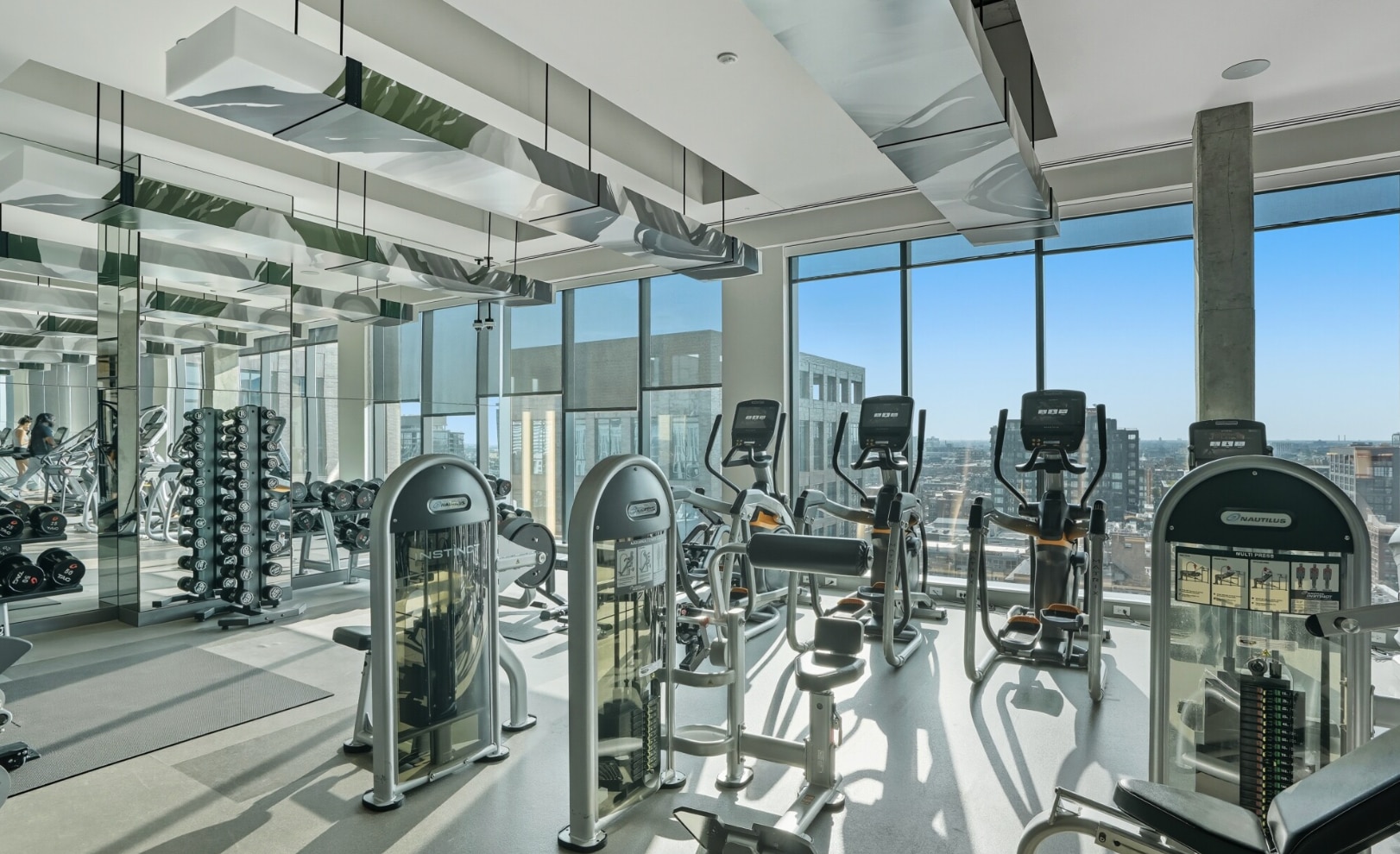 Building Photo - 900 W Washington Blvd