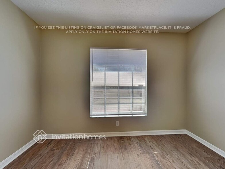 Building Photo - 1318 Lake Idamere Blvd