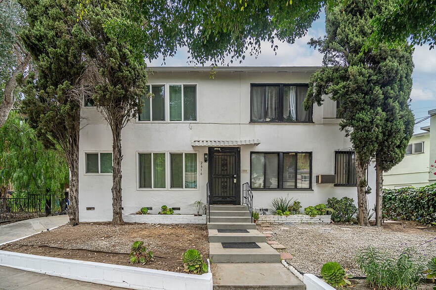 Building Photo - 2616 Glendale Blvd