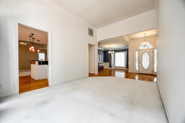 Building Photo - Exceptional 4 Bedroom Ranch in Steele Creek!