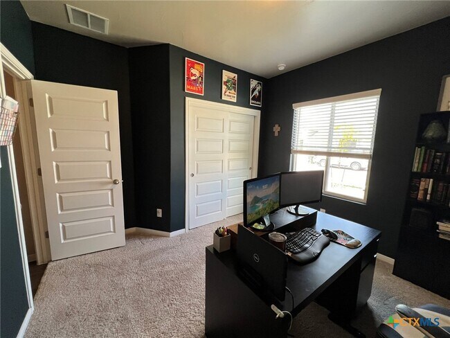 Building Photo - 3512 Donald Dr