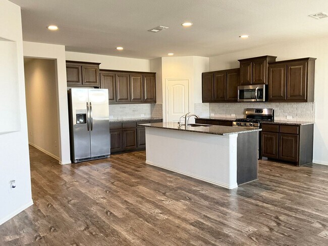 Building Photo - 1219 Santa Clara Dr