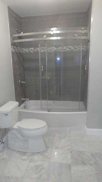 2nd floor full glass tub/shower - 275 croton dam road