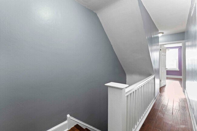 Building Photo - 2443 E Cumberland St