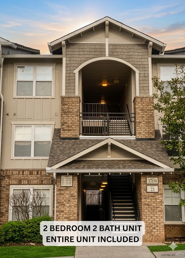 Building Photo - RENT PRICE IS FOR ENTIRE UNIT, NOT PER BEDROOM!