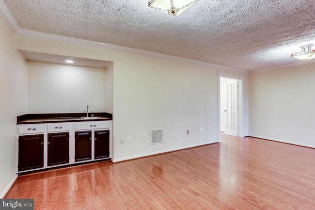 2812 Kelly Square - 2812 Kelly Square Vienna VA 22181 | Apartment Finder