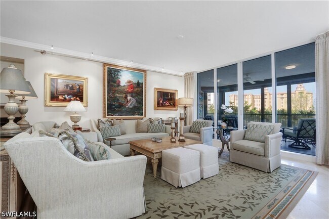 Building Photo - 8787 Bay Colony Dr