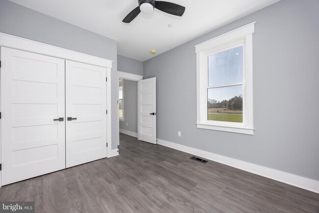 Building Photo - 5692 King Stuart Dr