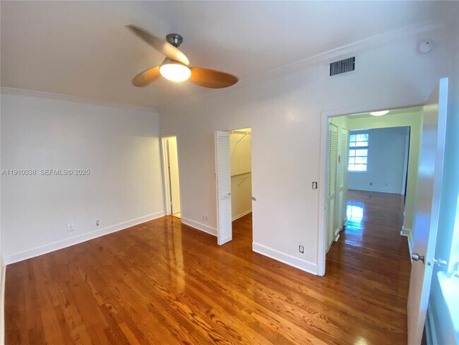 Building Photo - 610 8th St