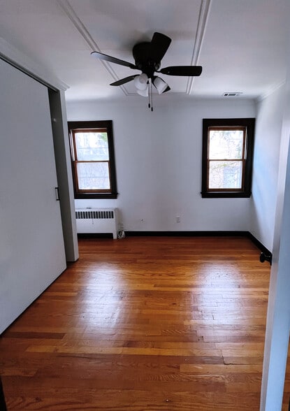 Building Photo - 410 Franklin Ave