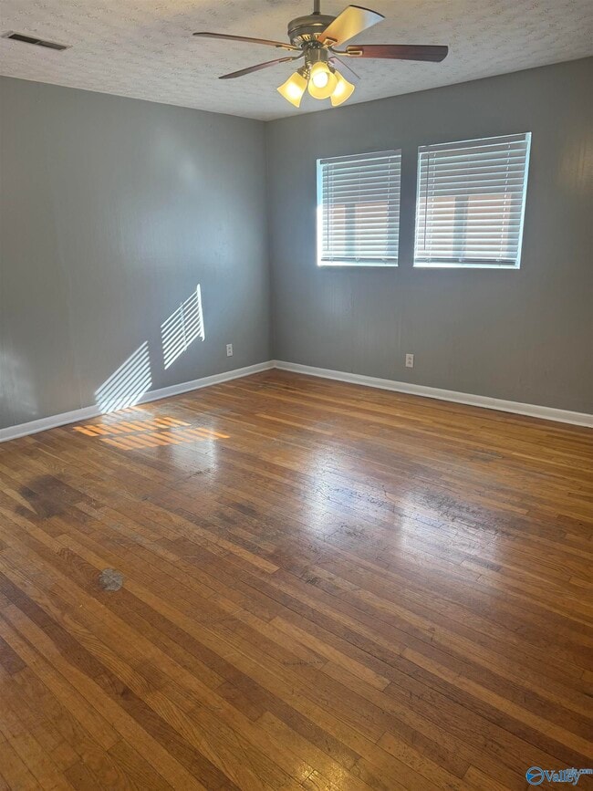 Building Photo - 3722 Battlefield Dr NW