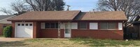 Building Photo - 1709 E Reppto St
