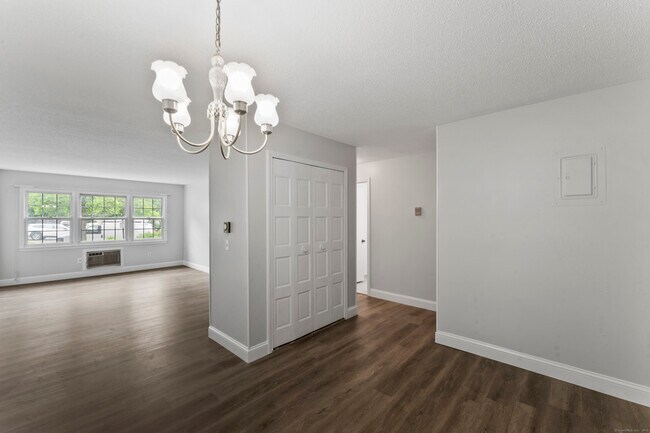 Building Photo - 34 A Padanaram Rd