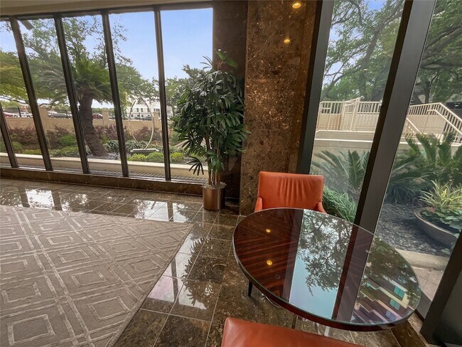 Building Photo - 2001 Holcombe Blvd