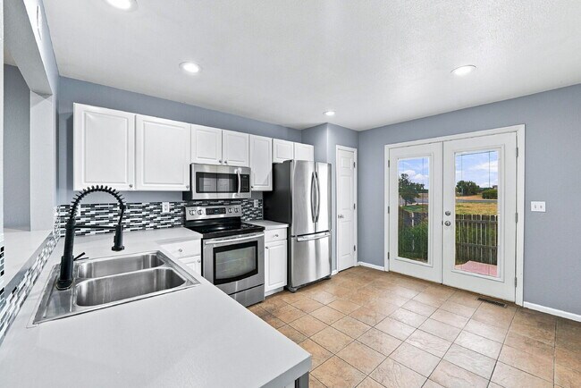 Building Photo - $2,840.95 with $300 Off The First Month's Rent, 3 Beds - 2.5 Bath, Single Family Home in Westmins...