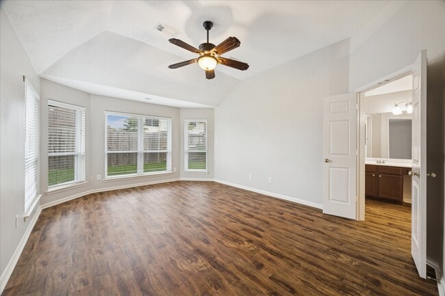 Building Photo - 11009 Collingswood Dr