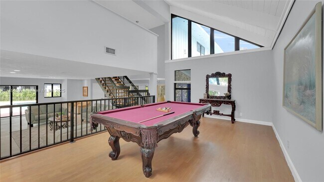 Building Photo - 540 SW 101st Ave